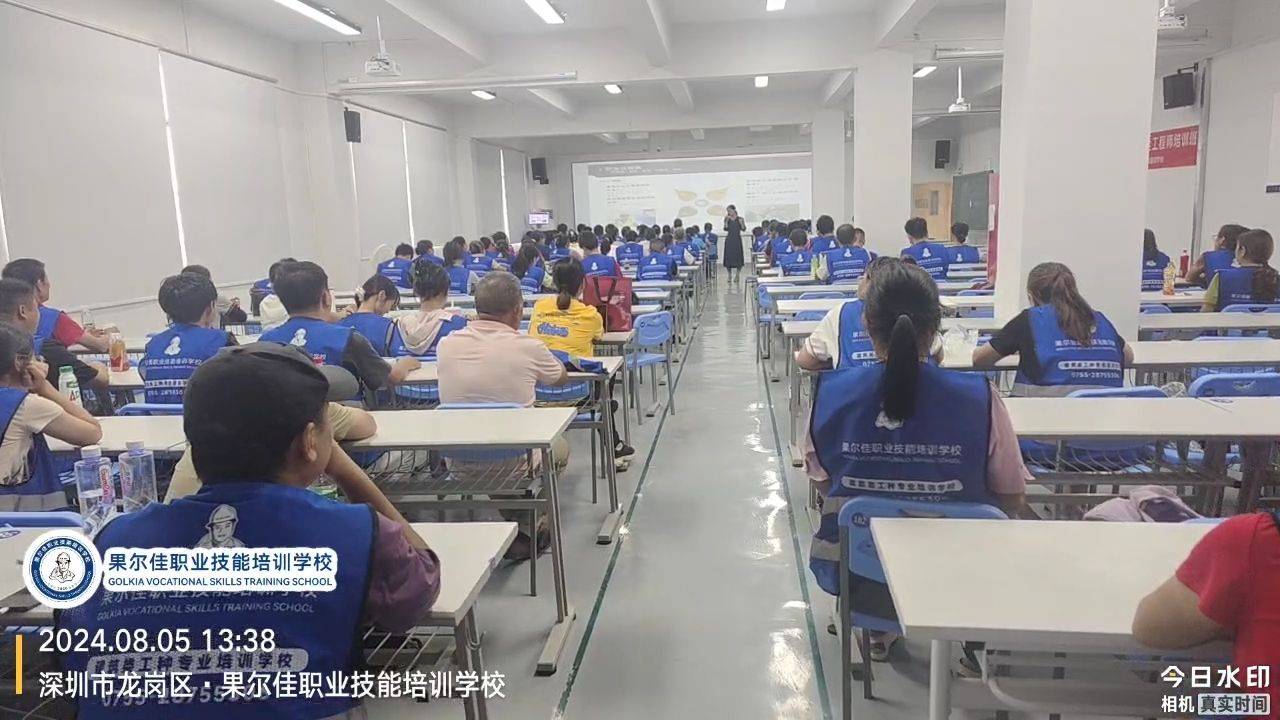 展览路医院强化职业安全防护 举行全员工作制度与职业技能培训